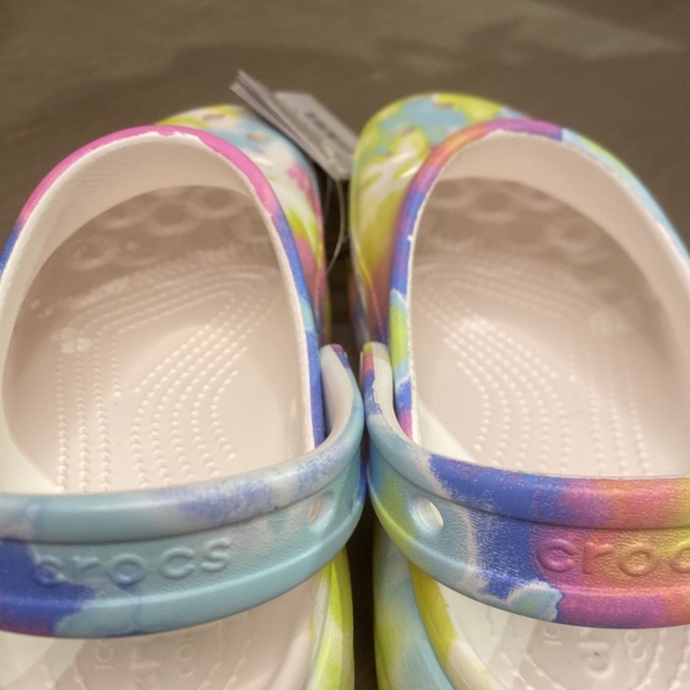 Crocs - Picture 5 of 7